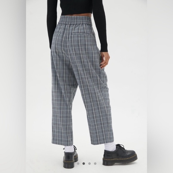Urban Outfitters High Waisted Plaid Pleated Trouser S - Picture 4 of 15